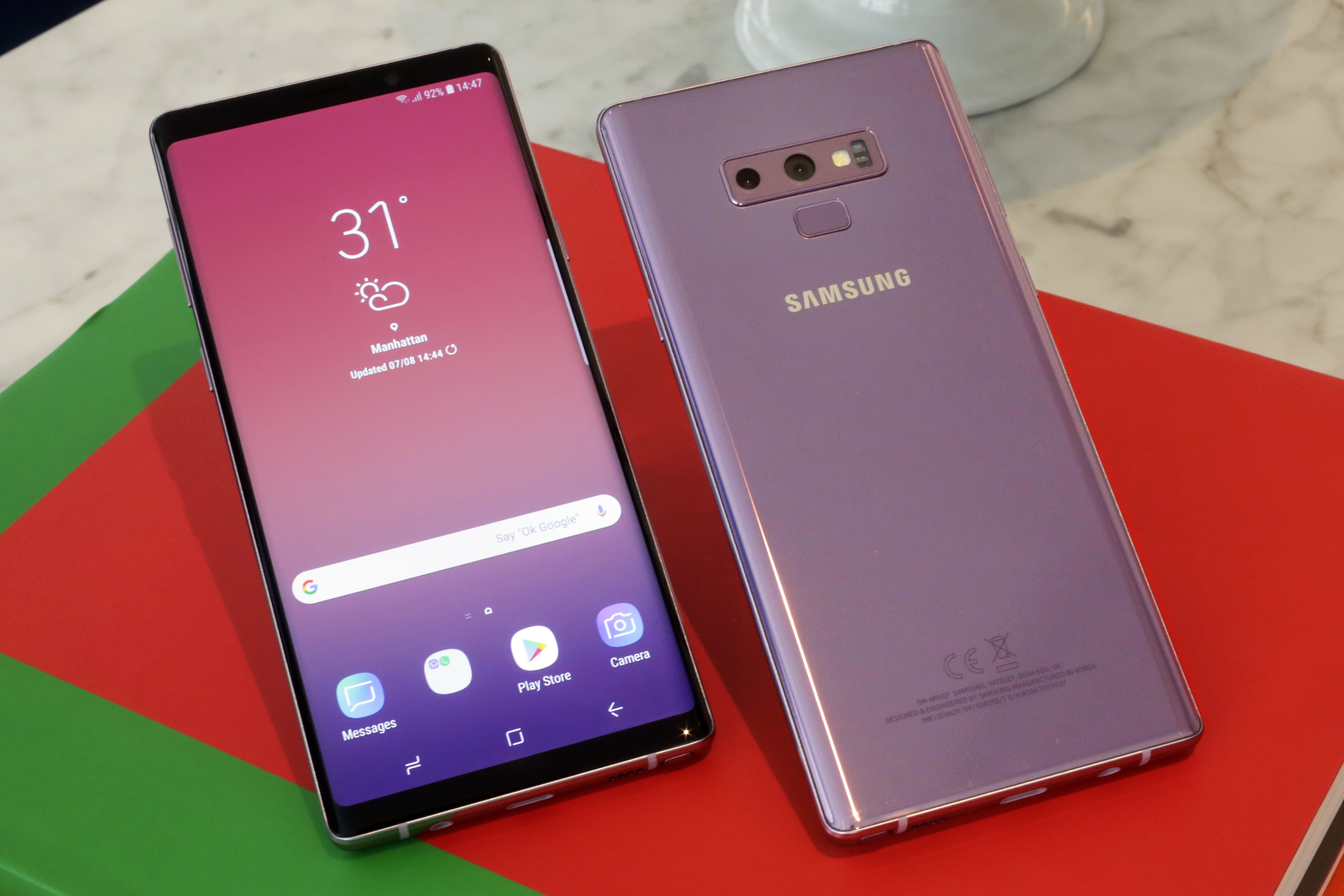 Samsung's New Phone Shows How Hardware Innovation has Slowed 5G